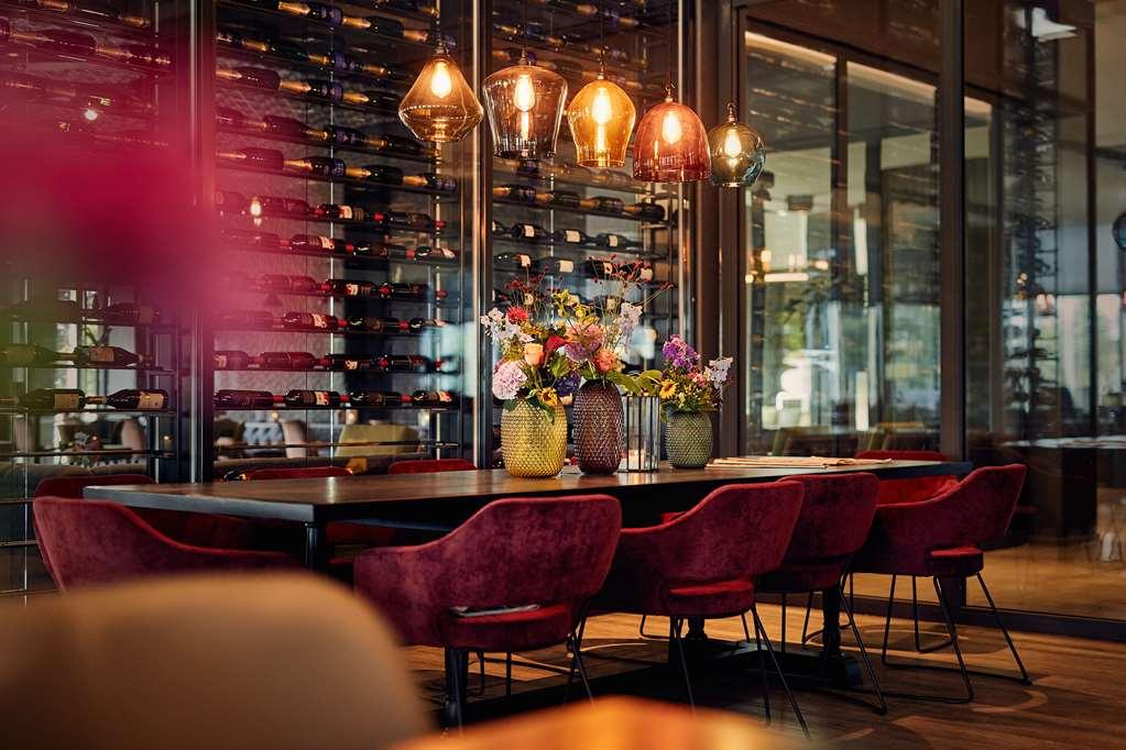 Van Der Valk Hotel Nijmegen-Lent Restaurant photo
