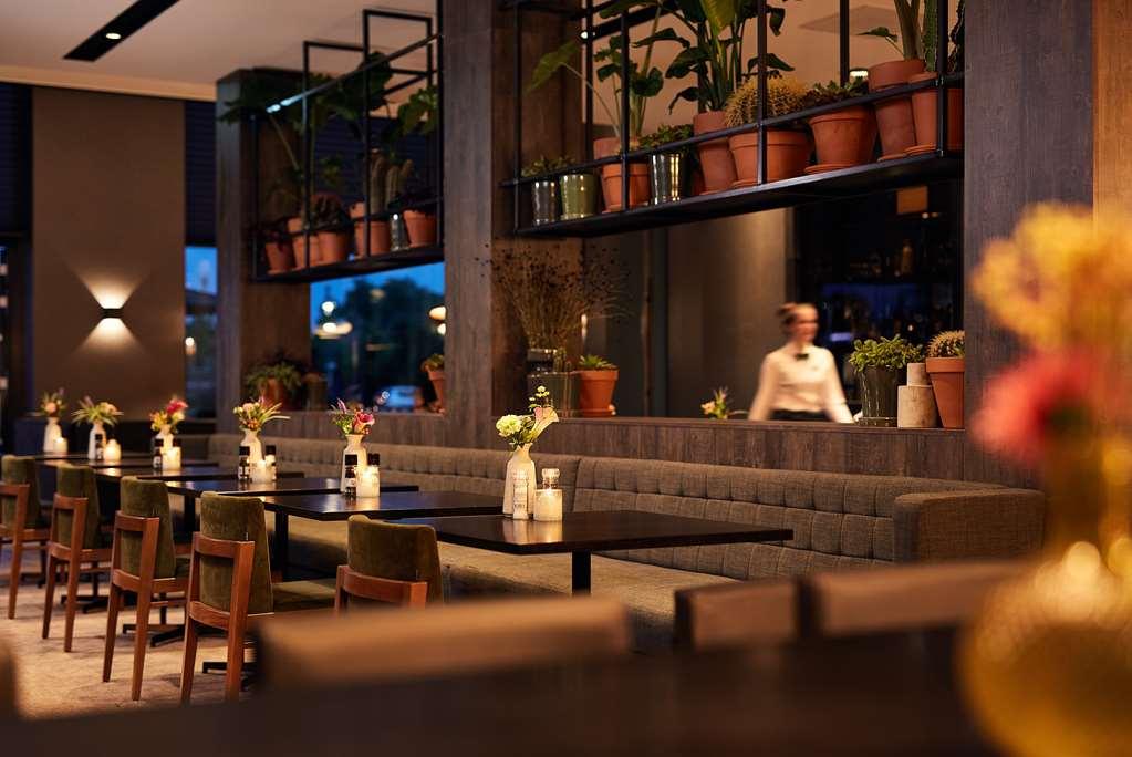 Van Der Valk Hotel Nijmegen-Lent Restaurant photo